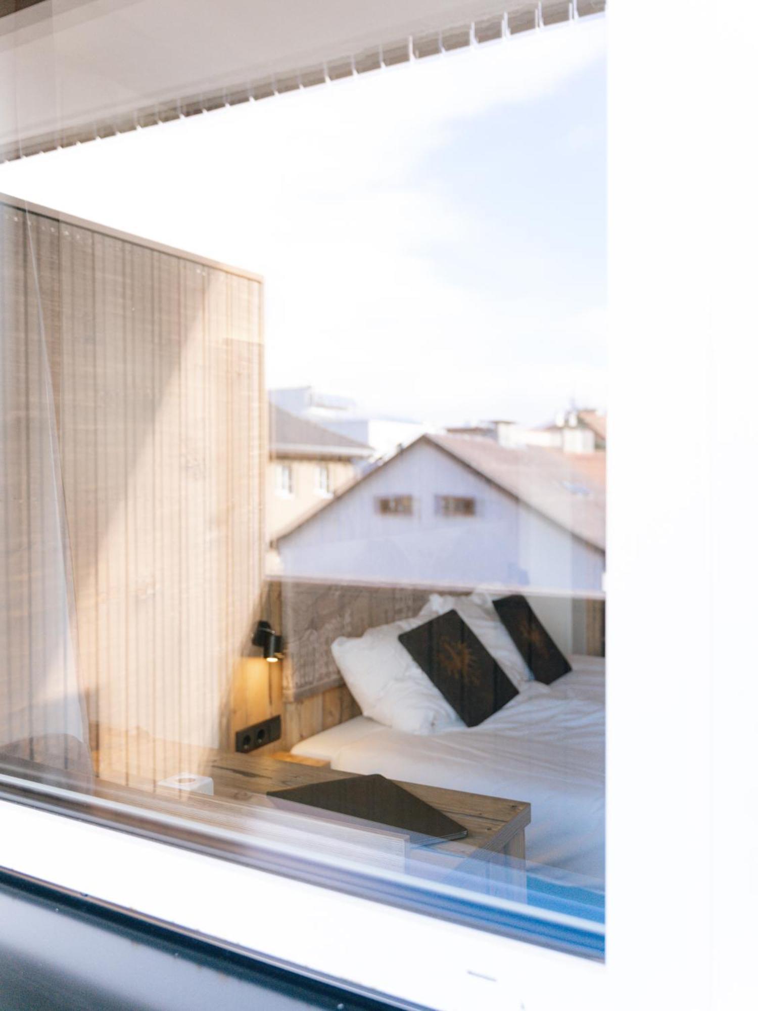 Binders Budget City-Mountain Hotel Innsbruck Bagian luar foto