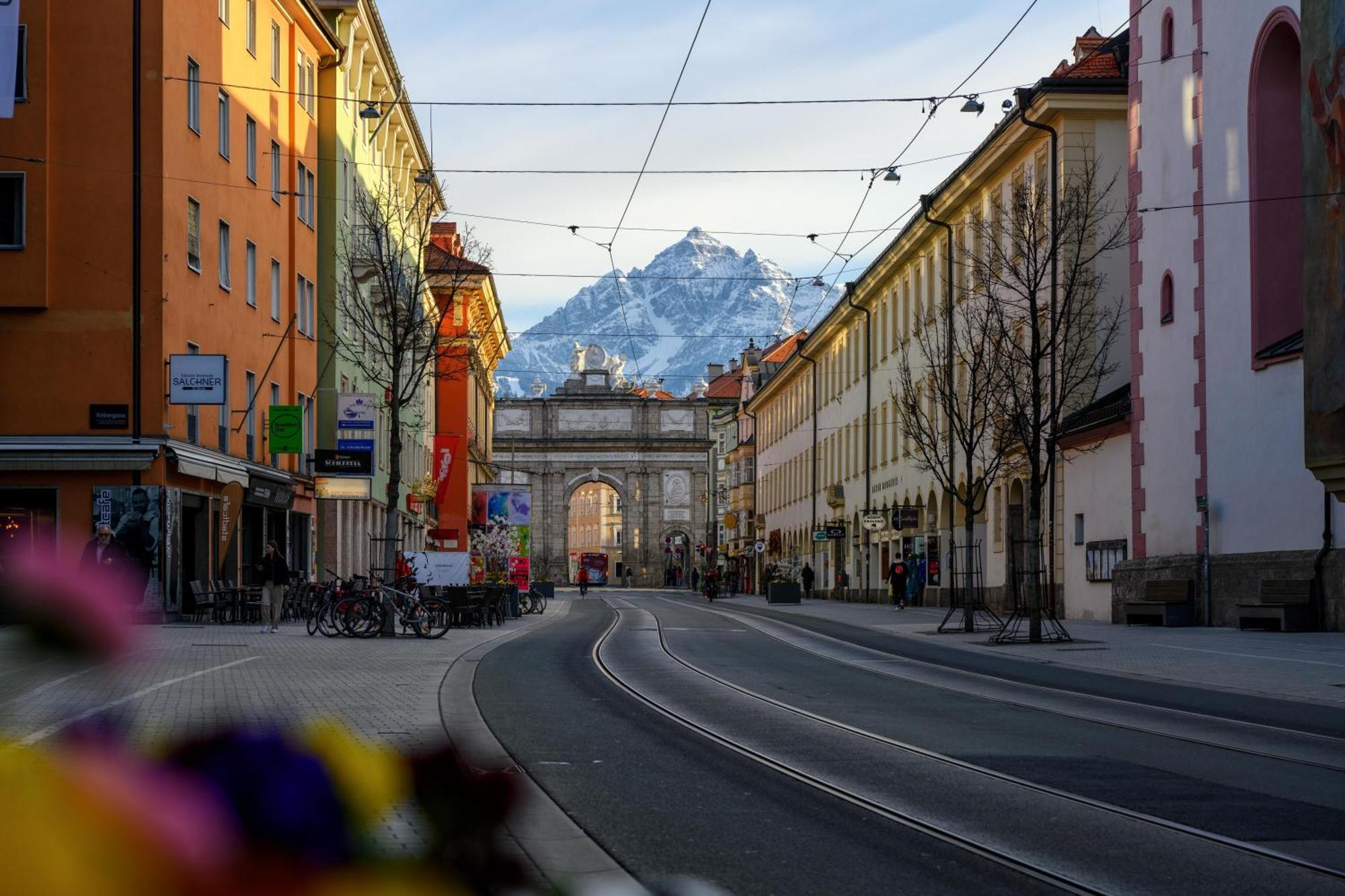 Binders Budget City-Mountain Hotel Innsbruck Bagian luar foto
