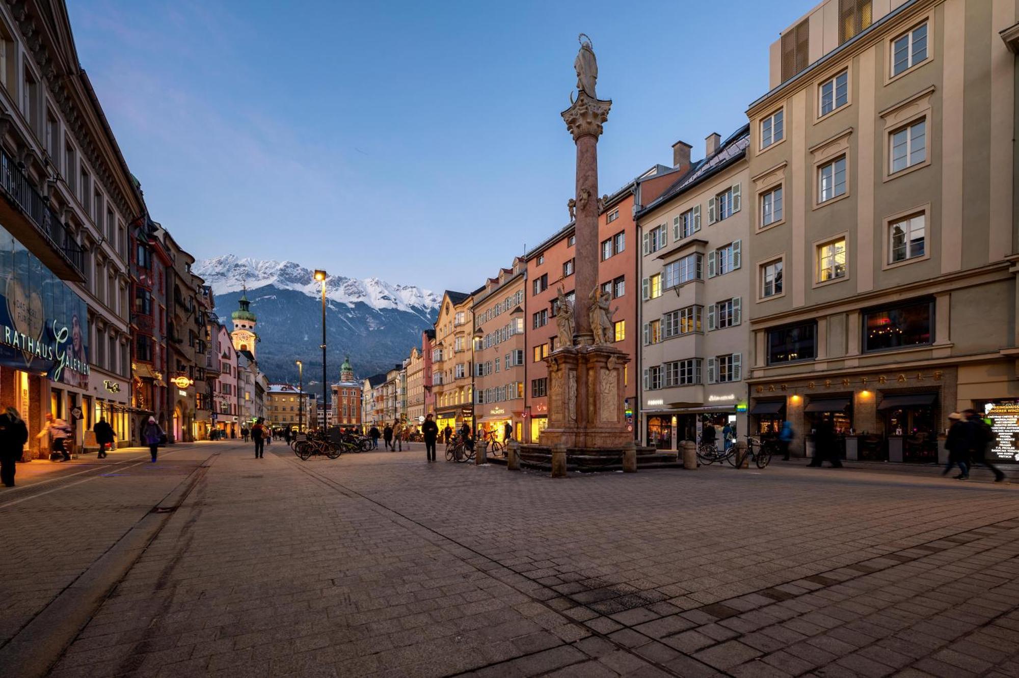 Binders Budget City-Mountain Hotel Innsbruck Bagian luar foto