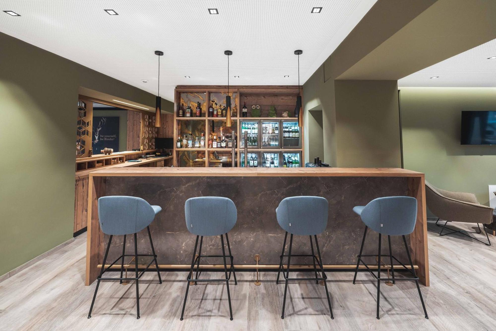 Binders Budget City-Mountain Hotel Innsbruck Bagian luar foto
