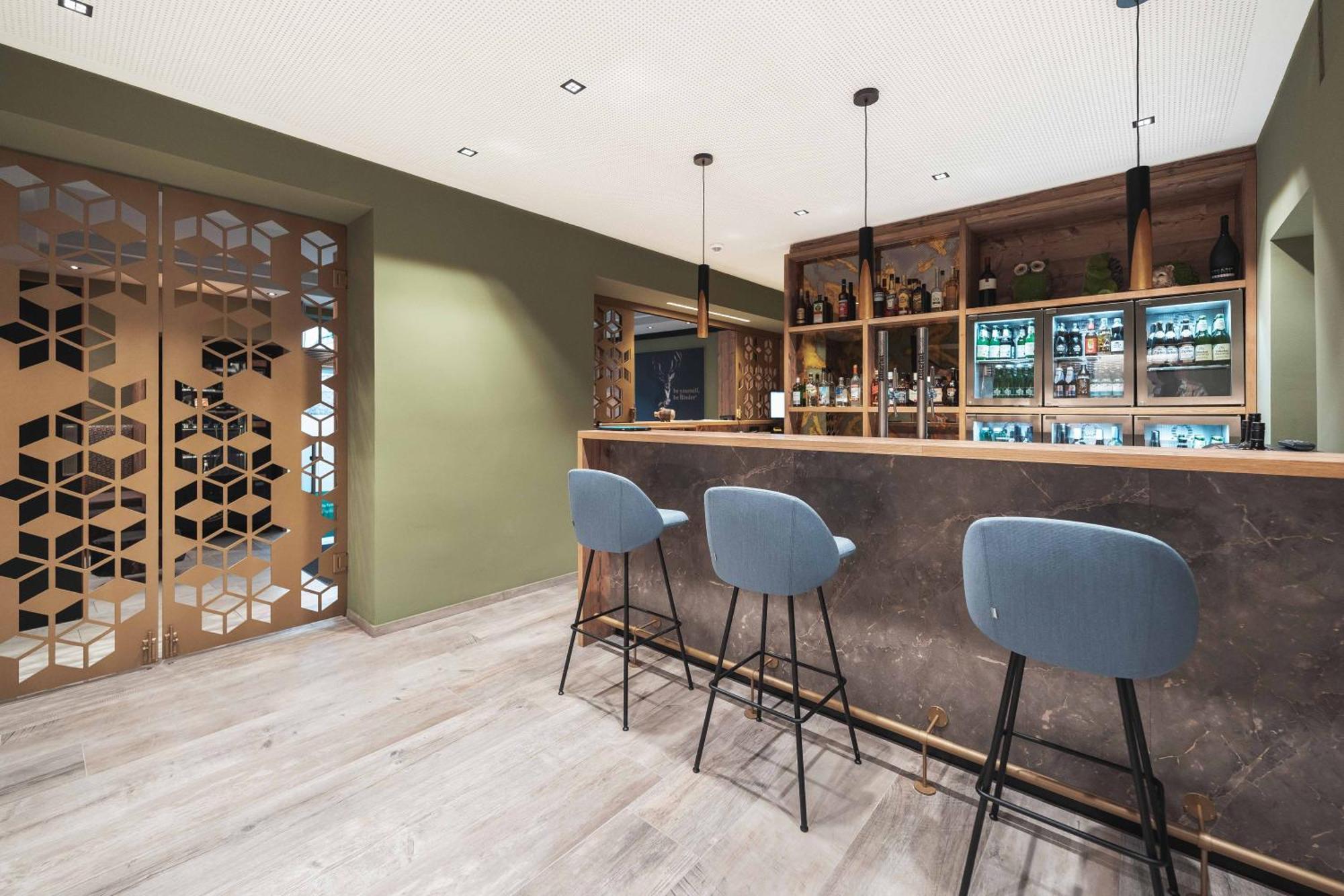Binders Budget City-Mountain Hotel Innsbruck Bagian luar foto