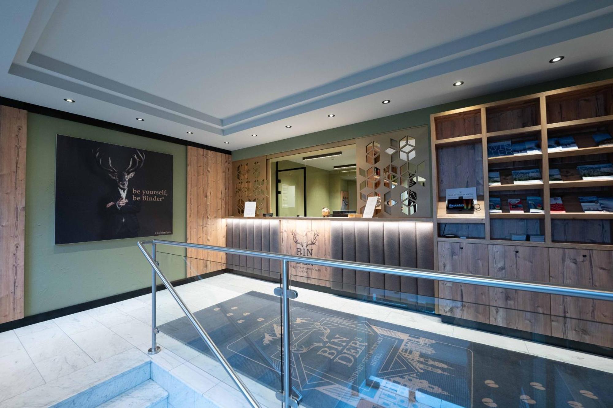 Binders Budget City-Mountain Hotel Innsbruck Bagian luar foto